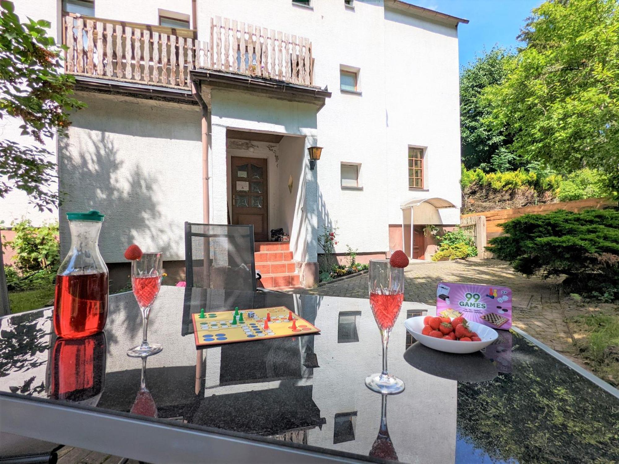 H1 - Urlaubsmagie - Pool & Terrasse Zum Entspannen Sebnitz Exterior photo